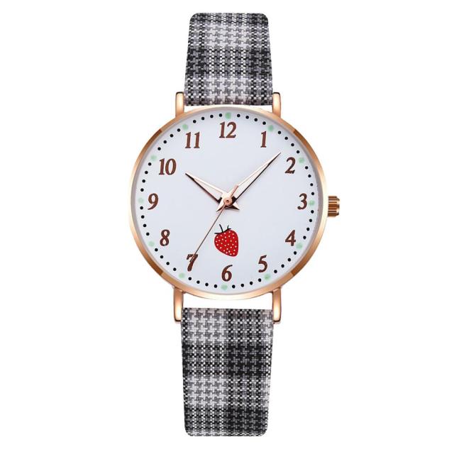 ELegant Women Leather Band Quartz Watch Fashion Clock Bracelet