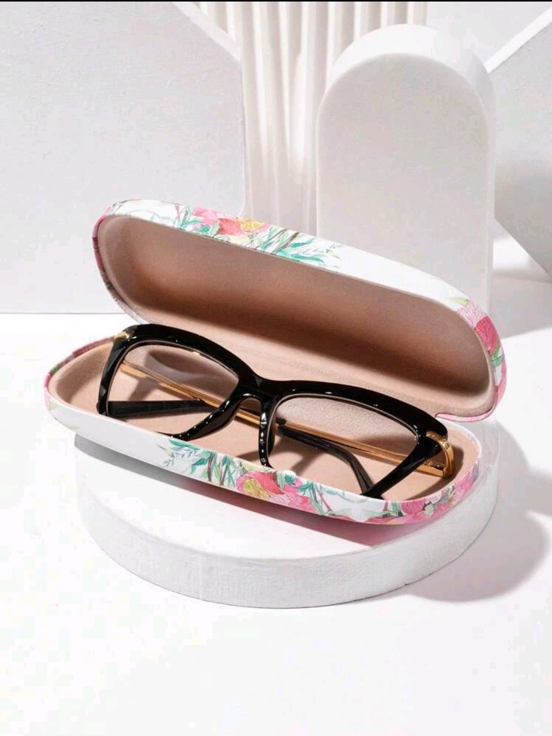 Portable Eyeglasses Case With Colorful Print (Glasses Not Included)